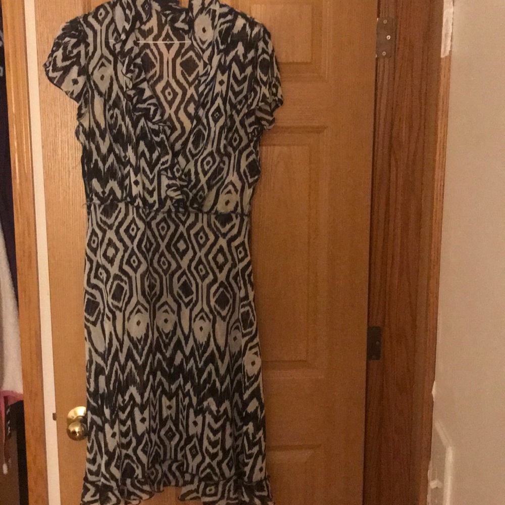 Black & White sheer dress size 12 100 Polyester